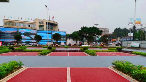 洪雅县汽车站生态停车场